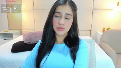 Snapshot of amiirra_ chatting on 12-21-24, 08:00 Amira sweet online show from 12-21-24, 08:00