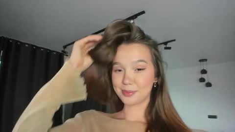 Snapshot of amilia4u chatting on 04-14-26, 07:47 A online show from 04-14-26, 07:47