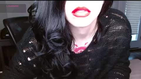 Snapshot of amilustxx chatting on 12-13-24, 03:11 amilust online show from 12-13-24, 03:11