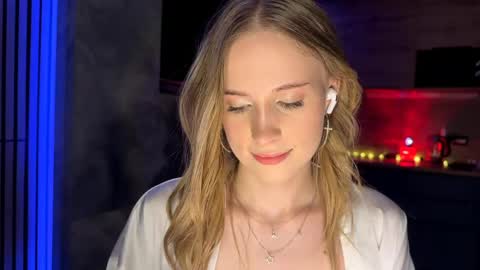 Snapshot of amily_sunray chatting on 05-31-26, 06:09 Amily online show from 05-31-26, 06:09