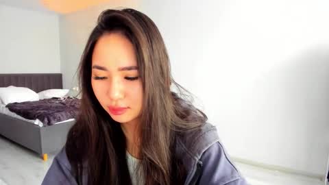 Amina online show from 02-21-26, 08:26