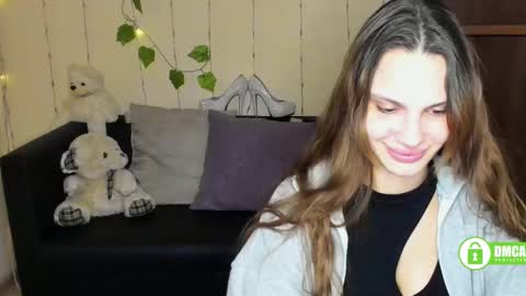 Amina online show from 02-10-25, 02:59