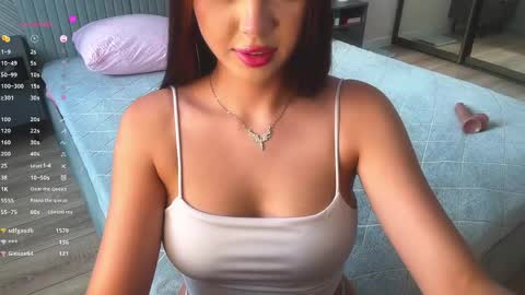 Snapshot of aminaliven chatting on 06-10-26, 02:16 aminaliven online show from 06-10-26, 02:16