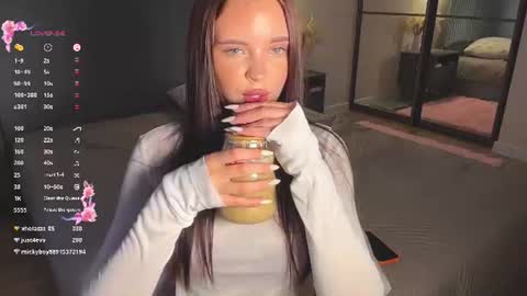 Snapshot of aminaliven chatting on 06-20-26, 05:16 aminaliven online show from 06-20-26, 05:16