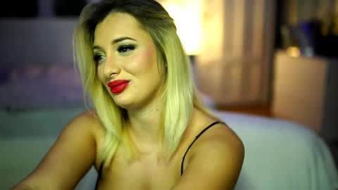 Snapshot of amira_velvet chatting on 06-05-26, 03:51 Mira online show from 06-05-26, 03:51