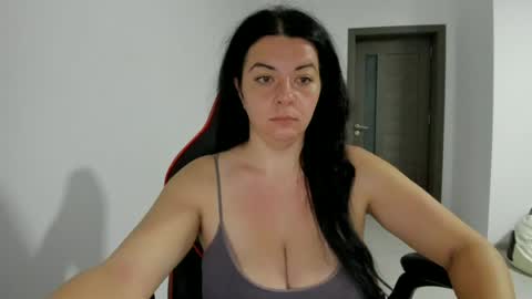 Amiraisa online show from 07-21-26, 02:36