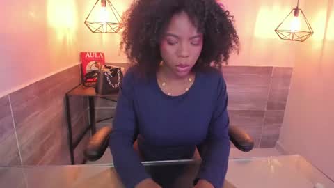 Snapshot of amirajones chatting on 06-18-26, 09:19 amirajones online show from 06-18-26, 09:19