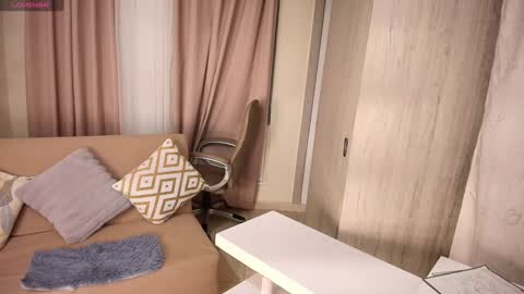 Amelya online show from 01-16-25, 07:20