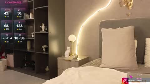 Snapshot of ammy_77 chatting on 03-09-25, 01:26 Ammy online show from 03-09-25, 01:26