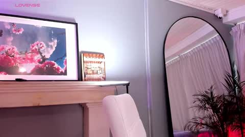 Ammy Nova online show from 09-09-25, 07:46