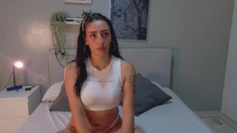 A M M Y  online show from 02-06-26, 11:13