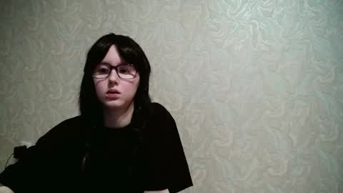 Amomira online show from 10-26-25, 08:20