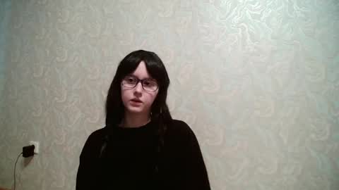 Amomira honeyx online show from 04-21-26, 02:51