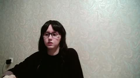 Amomira honeyx online show from 05-18-26, 04:02