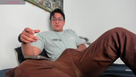 amon__ashford online show from 04-11-26, 03:33