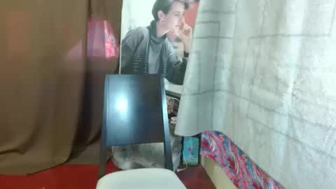 Snapshot of amor_power27 chatting on 03-07-25, 08:13 amor_power27 online show from 03-07-25, 08:13