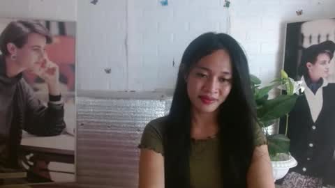 Snapshot of amor_power27 chatting on 10-17-25, 11:24 amor_power27 online show from 10-17-25, 11:24