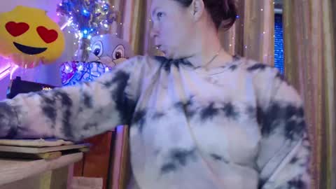 amorelara online show from 04-19-26, 01:32