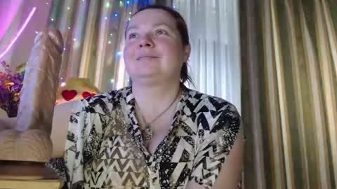 amorelara online show from 06-10-26, 08:24