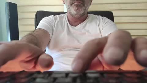 AmorLin online show from 04-06-26, 12:28