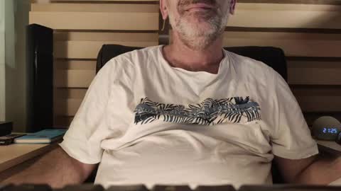 AmorLin online show from 04-14-26, 06:25