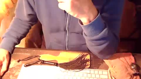 Snapshot of amslave4f chatting on 02-04-25, 02:53 amslave4f online show from 02-04-25, 02:53
