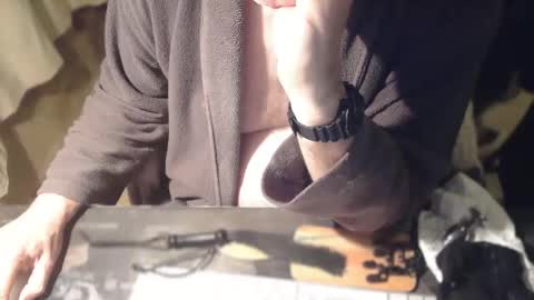 Snapshot of amslave4f chatting on 10-16-25, 03:18 amslave4f online show from 10-16-25, 03:18