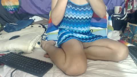 Amuy online show from 06-19-26, 02:38