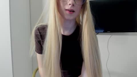 amy1_1 online show from 09-26-25, 03:10