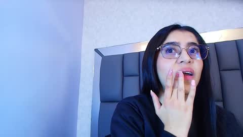 Snapshot of amy__wats0n chatting on 05-19-26, 07:09 amy__wats0n online show from 05-19-26, 07:09