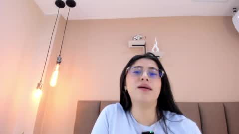 Snapshot of amy__wats0n chatting on 06-06-26, 07:18 amy__wats0n online show from 06-06-26, 07:18