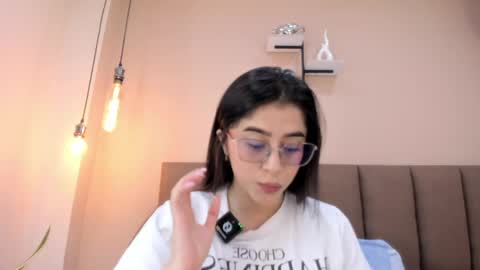 Snapshot of amy__wats0n chatting on 06-09-26, 07:03 amy__wats0n online show from 06-09-26, 07:03