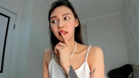 Amy online show from 10-05-25, 12:31