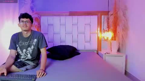 amy_and_aleex online show from 07-20-26, 11:34