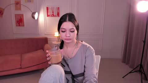 Amy online show from 11-23-25, 01:22