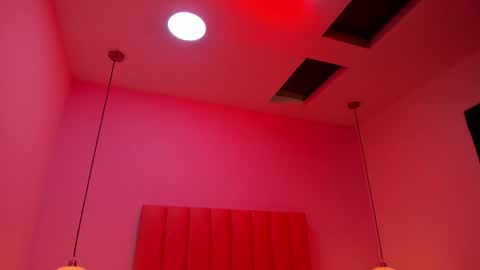 Aleja   online show from 11-30-25, 07:07