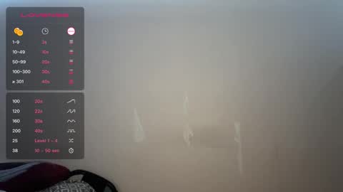 Snapshot of amy_hemii chatting on 10-22-25, 07:46 Amy hemii online show from 10-22-25, 07:46