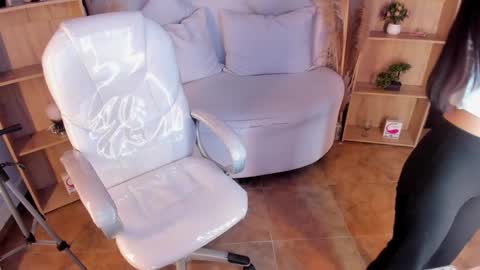 Snapshot of amy_kiitty chatting on 12-04-24, 08:18 online show from 12-04-24, 08:18