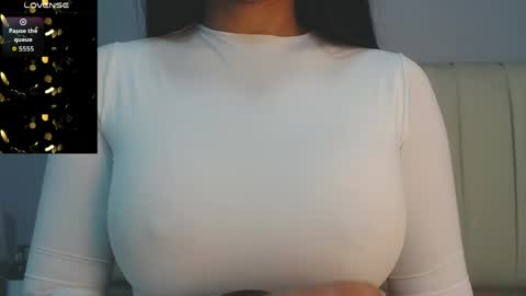 Snapshot of amy_le chatting on 06-03-26, 01:57 Amy online show from 06-03-26, 01:57