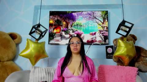 Emy Noa  online show from 03-08-26, 01:03