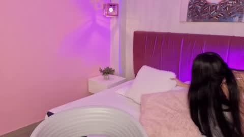 Snapshot of amy_saenz_ chatting on 10-03-25, 05:48 amy_saenz_ online show from 10-03-25, 05:48