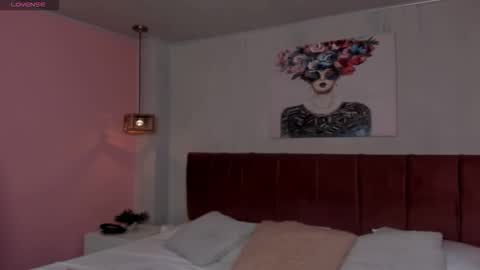 Snapshot of amy_saenz_ chatting on 10-16-25, 09:49 amy_saenz_ online show from 10-16-25, 09:49