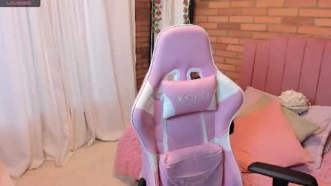 Amy sophia 3 online show from 07-11-26, 11:02