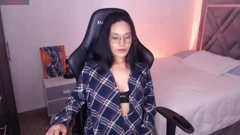 Mia Cristancho online show from 06-02-26, 08:11