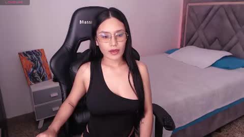 Mia Cristancho online show from 07-25-26, 07:22