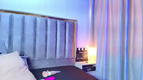 Snapshot of amy_swann chatting on 05-11-26, 04:04 Amy online show from 05-11-26, 04:04