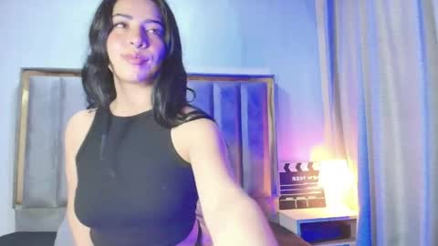 Snapshot of amy_swann chatting on 05-12-26, 11:29 Amy online show from 05-12-26, 11:29