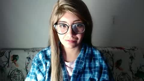 Snapshot of amycosplay99 chatting on 12-24-24, 07:17 amycosplay99 online show from 12-24-24, 07:17