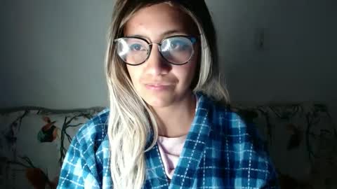 Snapshot of amycosplay99 chatting on 12-28-24, 07:22 amycosplay99 online show from 12-28-24, 07:22