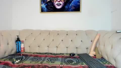 Amy Kamila online show from 02-12-25, 04:01